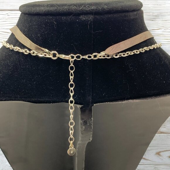 Liz Claiborne Clear Crystal Flower Princess Necklace Silver Chain & Fabric 19"L - Picture 4 of 5